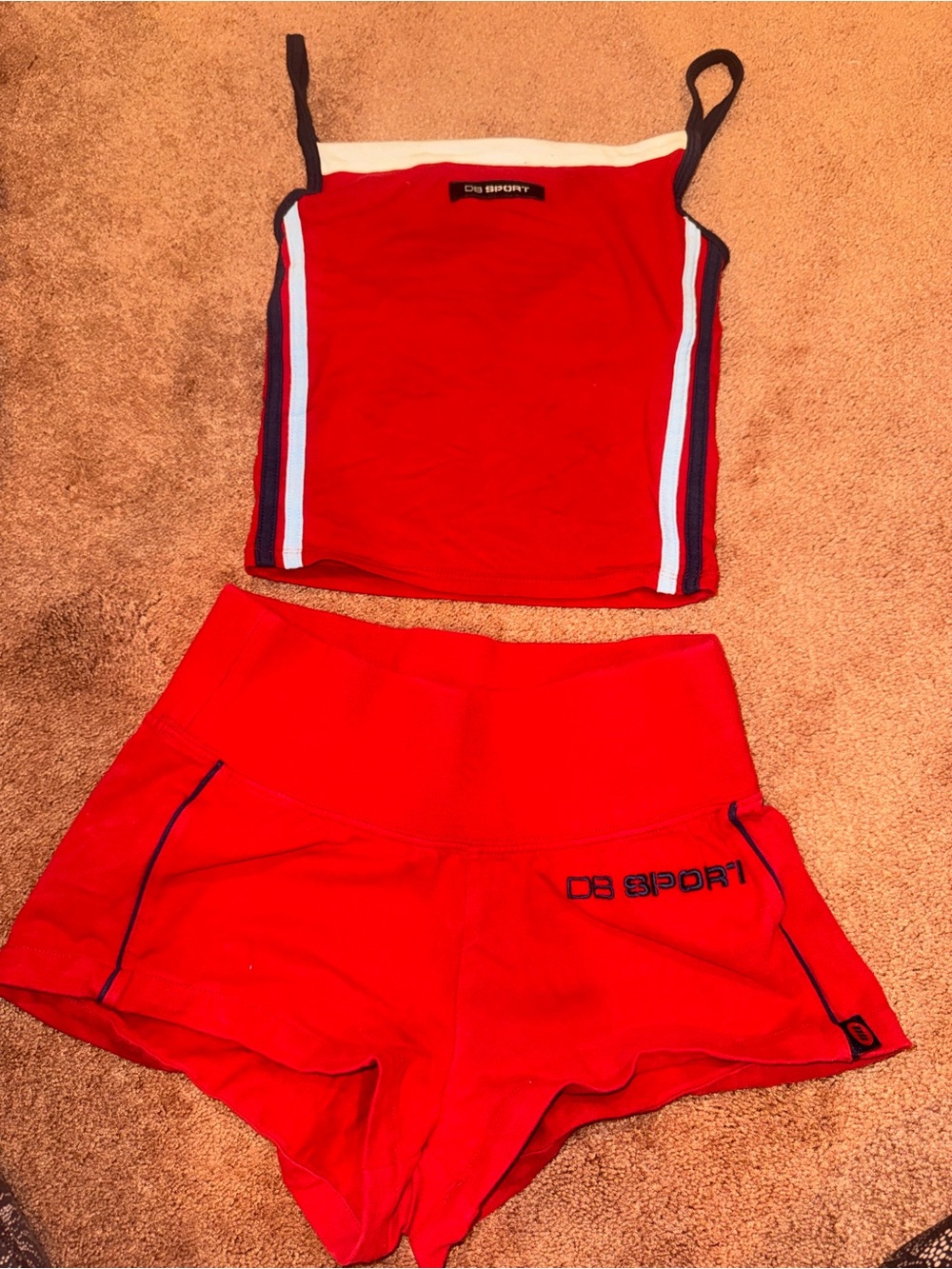 DS Sport Red Athletic Women's Shorts - High-Waist Performance
